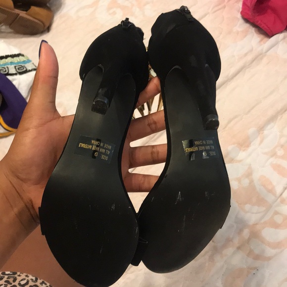 Black strappy sandals- SOLDD!! - Picture 2 of 2